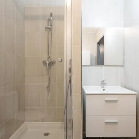 Confortable Proche De Paris - Balcon - Parking & Wifi Apartment Argenteuil